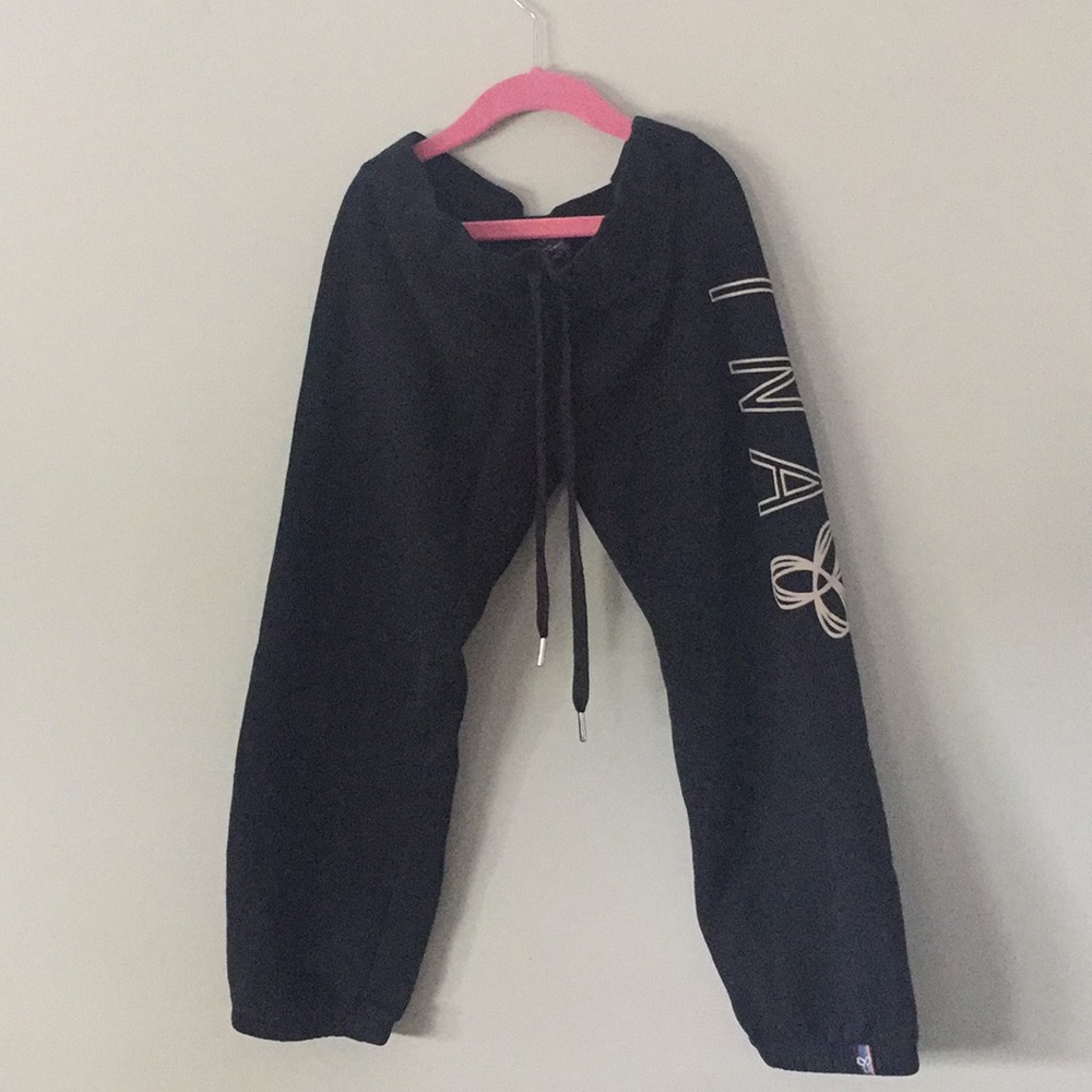 TNA Capri Sweatpants